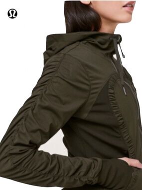 Lululemon dance studio jacket III dark green size 6